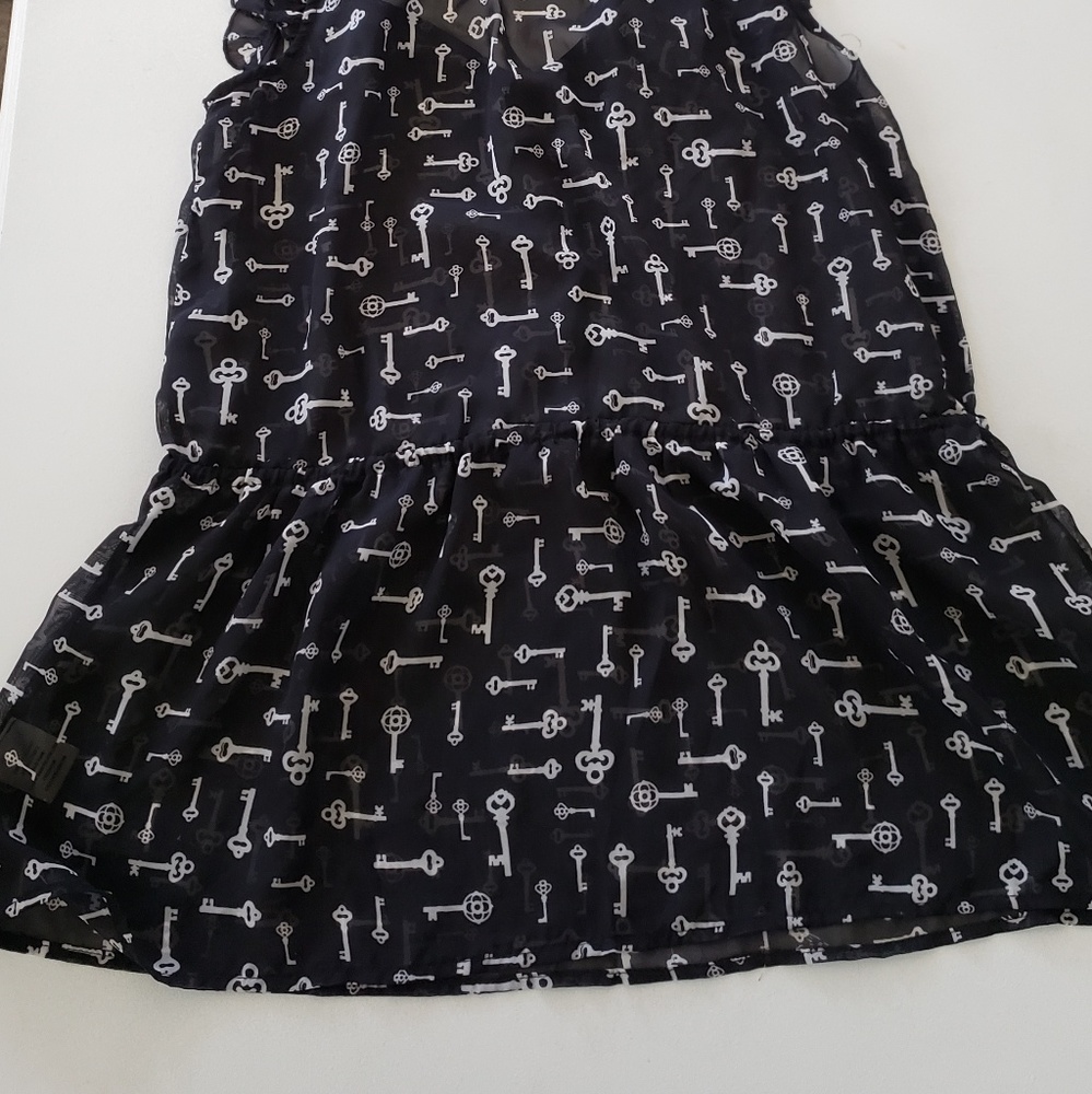 Key Blouse - Picture 4 of 4